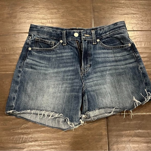 Lucky Brand Denim Blue Women's Shorts - Picture 1 of 2